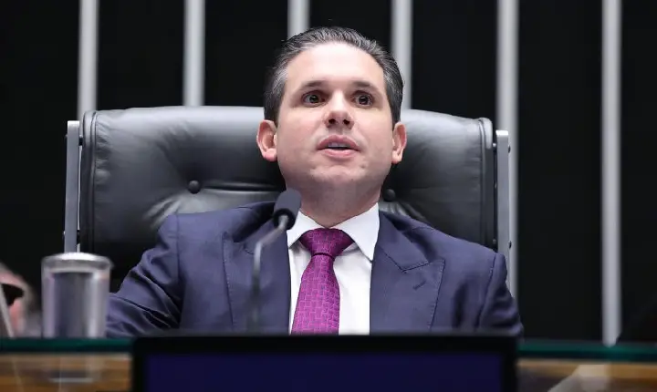 Aprovação da Política Nacional de Minerais Críticos assegura competitividade ao Brasil, diz Motta