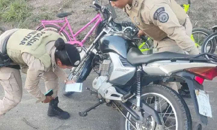 Blitz rigorosa mobiliza PM e PRF em megaoperação na BR-101, em Teixeira de Freitas