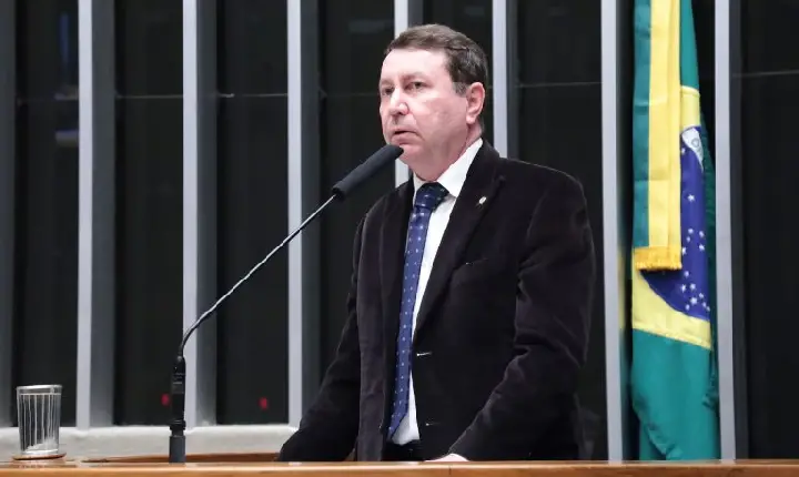 Comissão aprova criação de plataforma para aproximar pequenos municípios e universidades