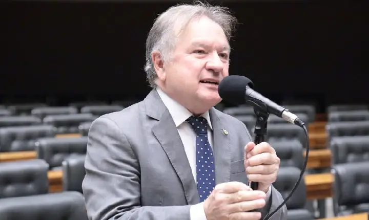 Comissão aprova dispensa de licitação para órgão público contratar plano de saúde sem fins lucrativos