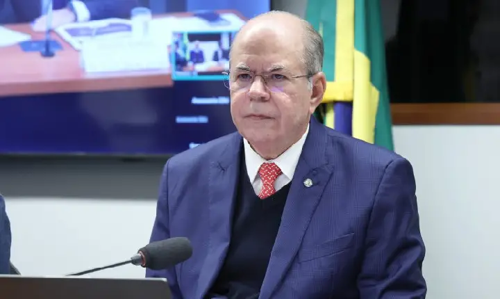 Comissão aprova projeto que determina monitoração eletrônica de condenados por estupro de vulnerável