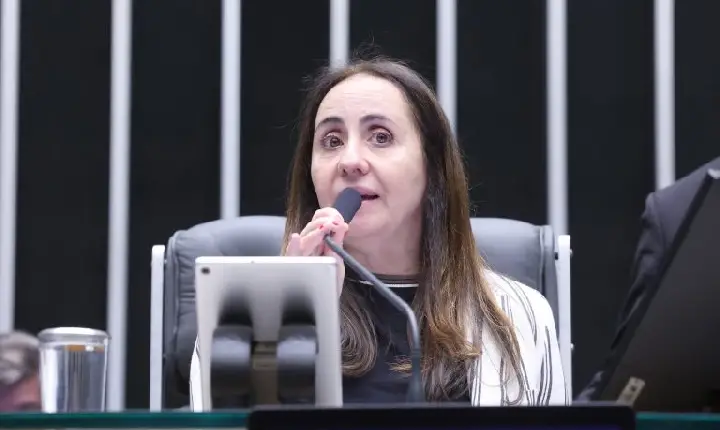 Comissão aprova regras para patentes criadas com auxílio de inteligência artificial