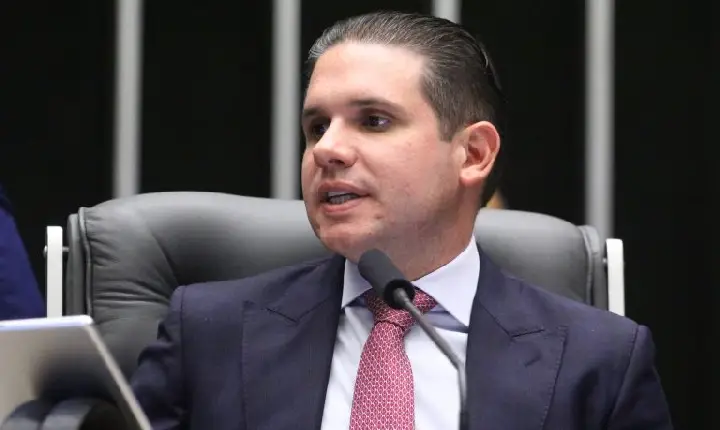 Congresso promulga o fim da escala 6x1 e aposentadoria especial para agentes de saúde