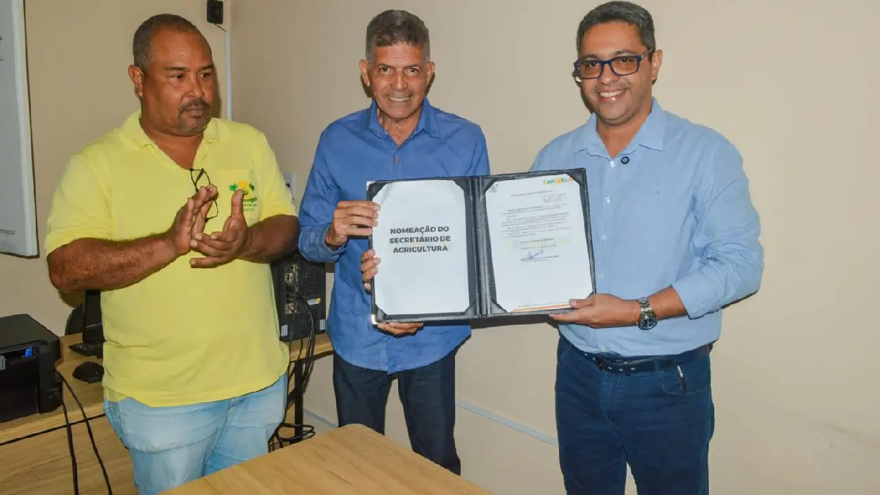 Dr. Adauto fortalece o setor rural com criação da Secretaria Municipal de Agricultura em Caravelas