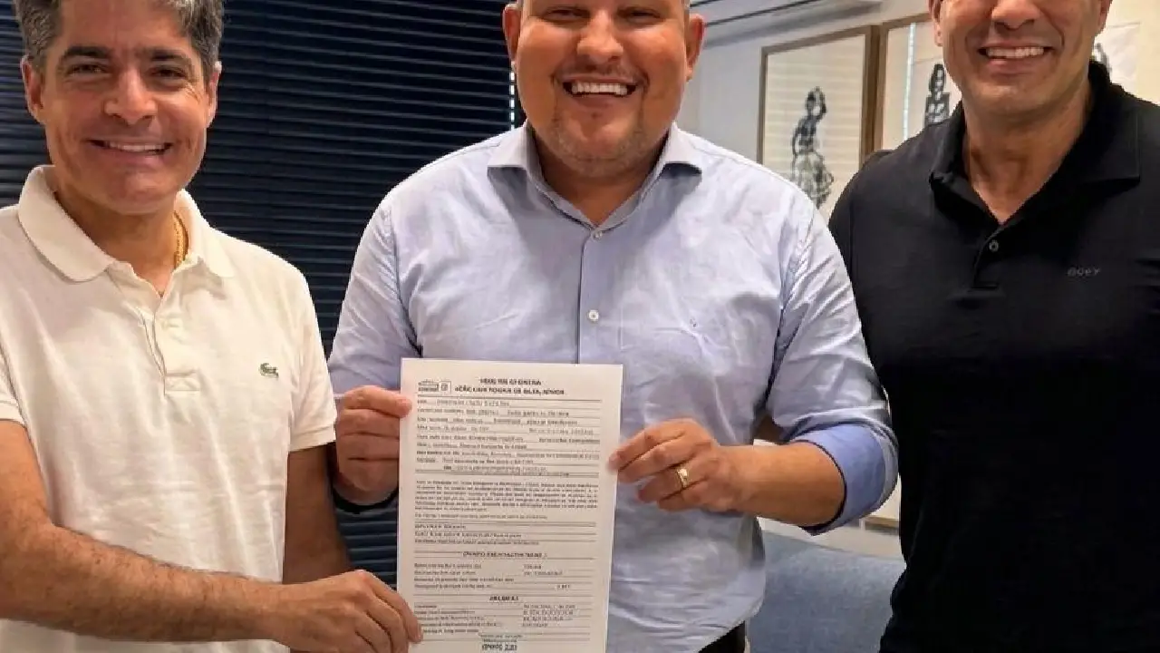 EXTREMO SUL GANHA VOZ: Jonatas Santos se consolida, mira Brasília e entra forte na disputa federal