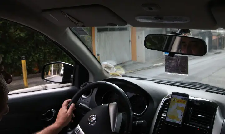Fazenda analisa mudanças em crédito a motoristas de aplicativos