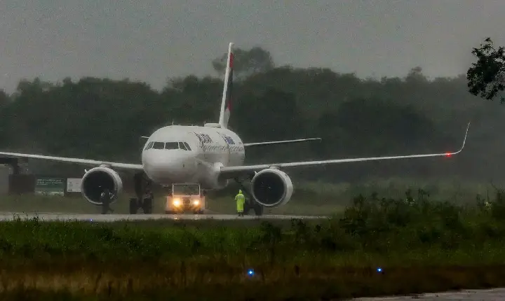 Governo prorroga descontos no querosene de aviação e no biodiesel