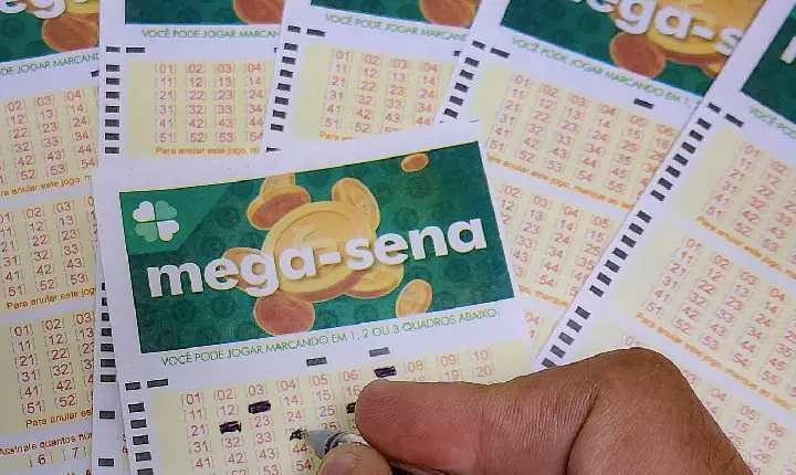 Mega-Sena acumula e prêmio principal vai para R$ 16 milhões