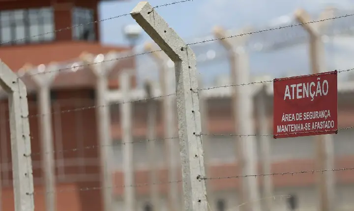 Mendonça autoriza transferência de Vorcaro para presídio federal