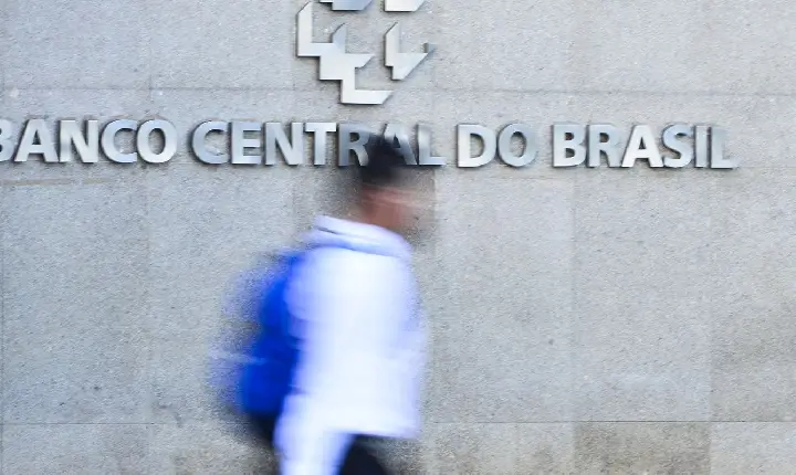 Mercado financeiro eleva previsão da inflação para 5,09% este ano