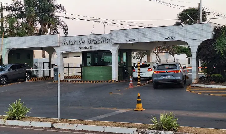 Moraes autoriza Bolsonaro a sair da prisão domiciliar para dentista