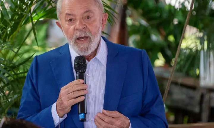 “Não podemos nos conformar com homens matando mulheres”, diz Lula