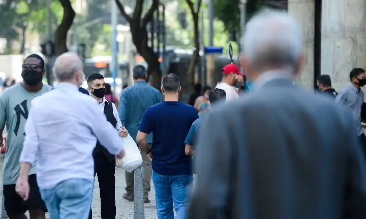 Para 81% dos brasileiros, é fundamental que candidato acredite em Deus
