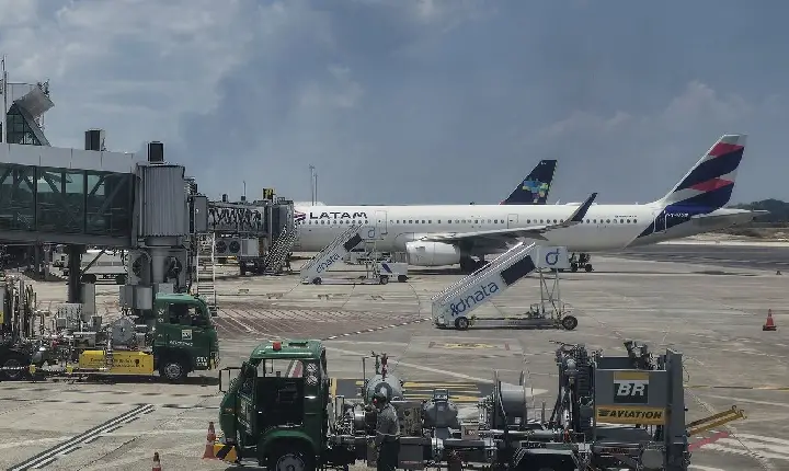 Petrobras reajusta preço médio do querosene de aviação em 13,9%