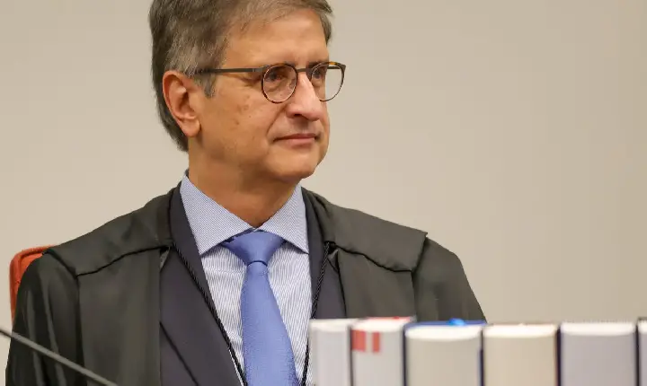 PGR dá parecer contra pedido de acesso a registro de Vorcaro no Senado