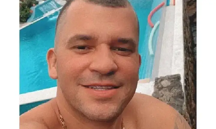 PM morto com 23 tiros na porta de casa já foi preso por tráfico e era 'homem de confiança' do CV