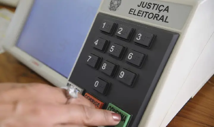 RJ: quase 13 milhões de eleitores estão aptos a votar no 1º turno