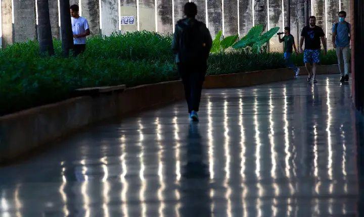 Universidades tem até sábado para pedir implantação de Cuidoteca 