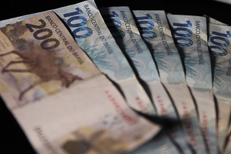 Caixa conclui pagamento de março do novo Bolsa Família