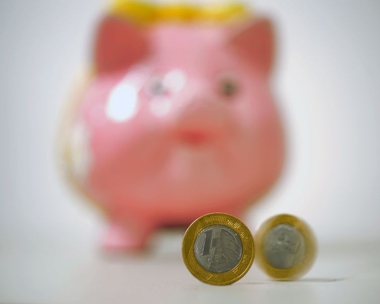 Poupança tem saque recorde para fevereiro, de R$ 11,5 bilhões