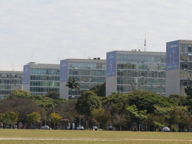 Governo encaminha projeto da LDO de 2024 ao Congresso
