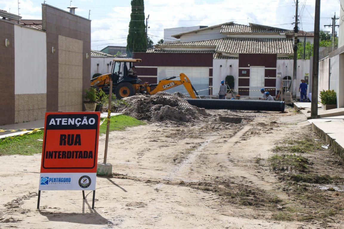 Iniciada obra de drenagem no bairro Kaikan; confira