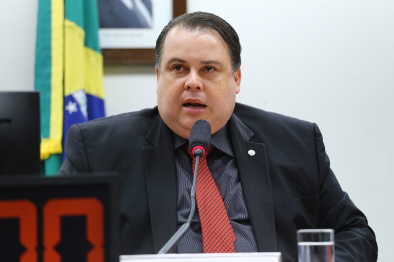 Projeto inclui inflamações intestinais no rol de doenças graves do SUS