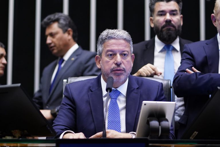 Câmara pode votar marco temporal de terras indígenas e alterações em ministérios do governo Lula