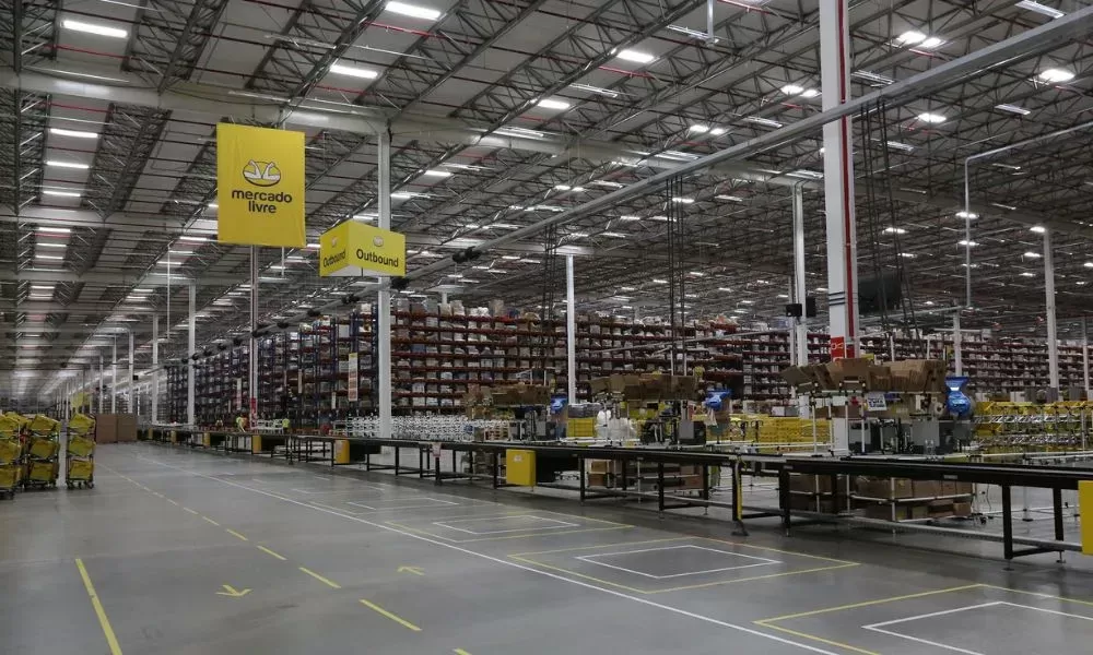 Centro de distribuição do Mercado Livre começa a operar em Linhares