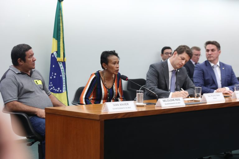 Ex-integrante do MST diz na CPI que famílias eram usadas pelo movimento