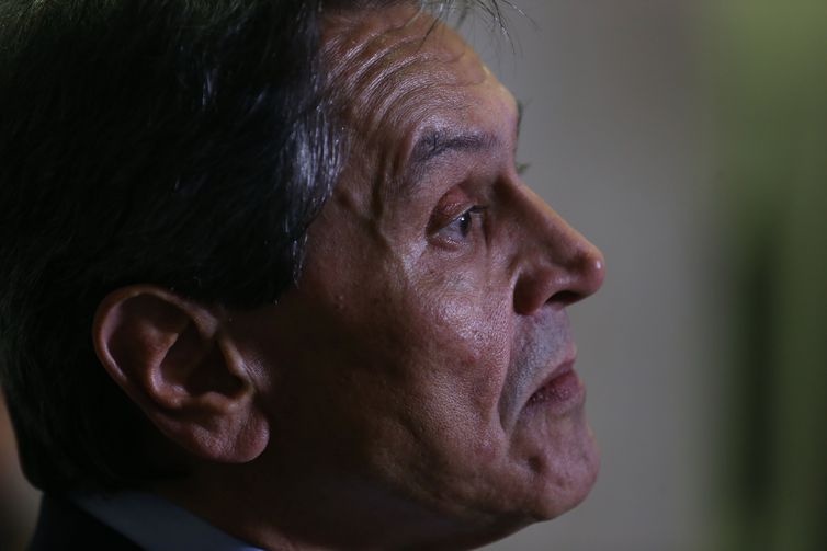 Maioria do STF vota para manter prisão de Roberto Jefferson