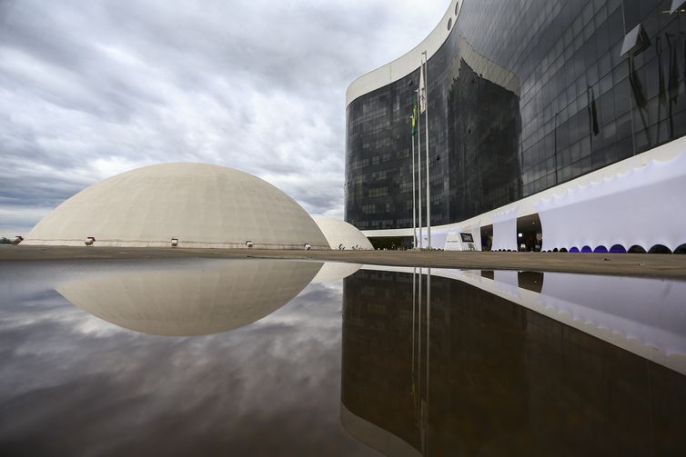 Mandatos de dois ministros do TSE terminam nesta semana 