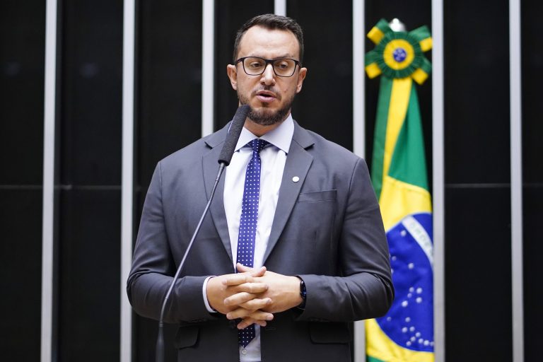 Projeto proíbe extermínio de animais saudáveis por órgãos de controle de zoonoses