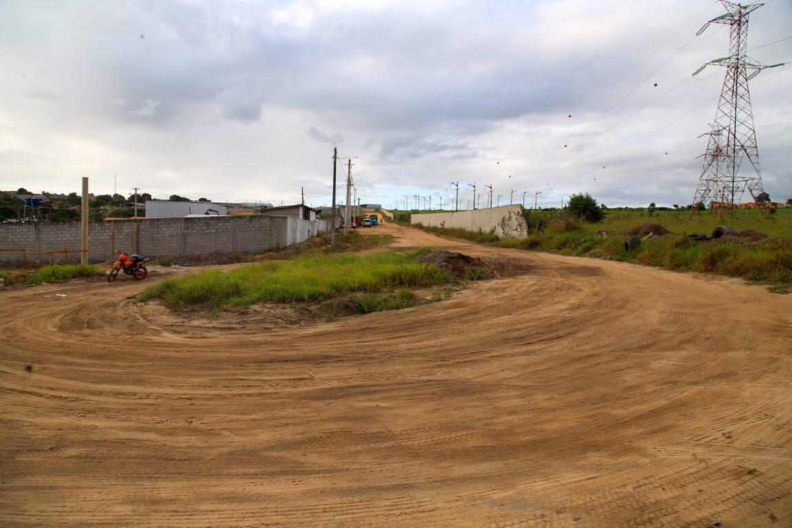 Assinatura da ordem de serviço para pavimentação do Polo Industrial Municipal ocorreu nesta quinta (22)