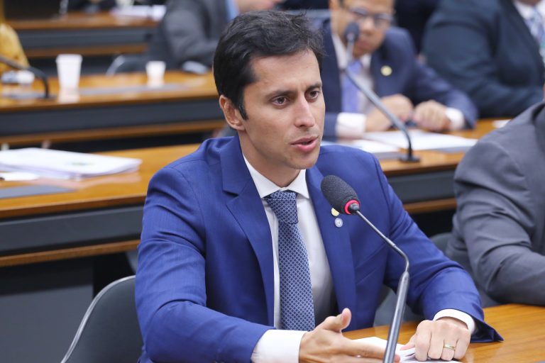 Comissão aprova 1% da arrecadação de loterias para incluir pessoas com deficiência no mercado de trabalho