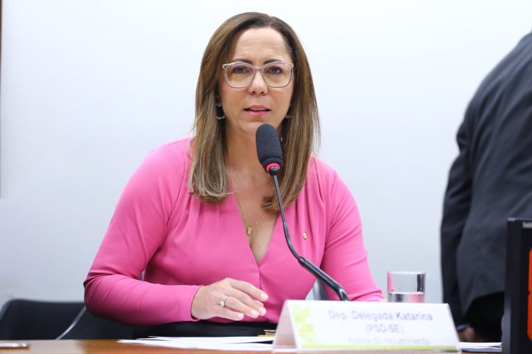 Comissão aprova projeto que permite ao motorista com deficiência apresentar novo laudo para adaptar carro