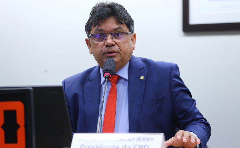 Comissão aprova punição à recusa injustificada de transporte de pessoas com deficiência