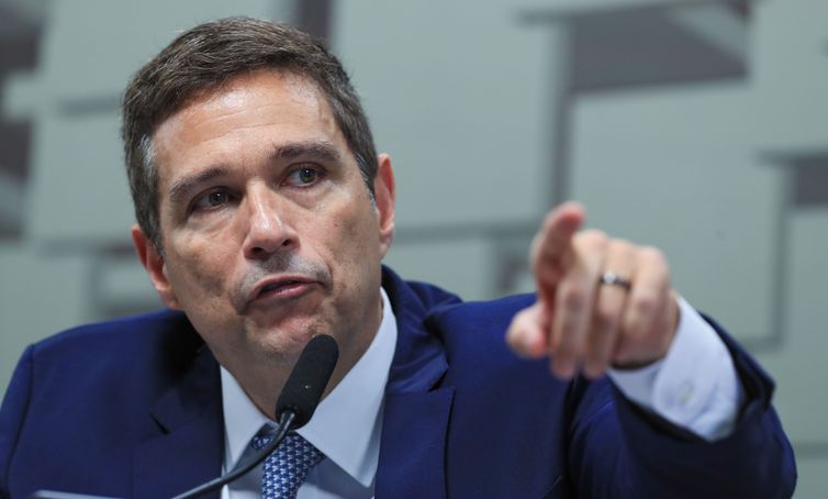 Inflação deve ser negativa em junho e voltar a subir 