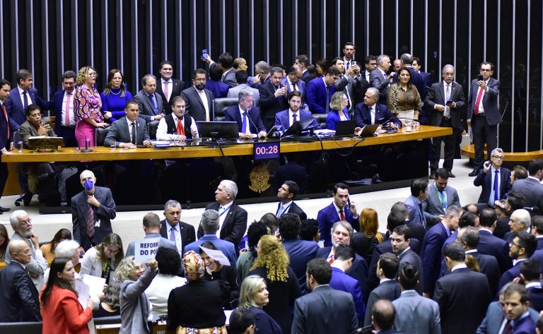 Pauta econômica deve voltar a ser destaque após retomada dos trabalhos legislativos