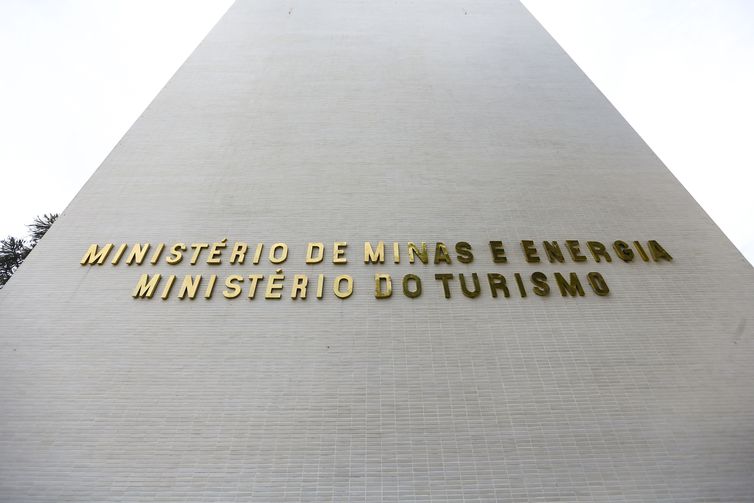 Planalto confirma troca no Ministério do Turismo