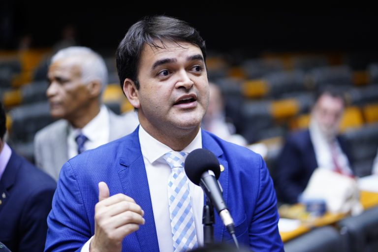 Proposta penaliza quem impedir transporte de pessoas com deficiência