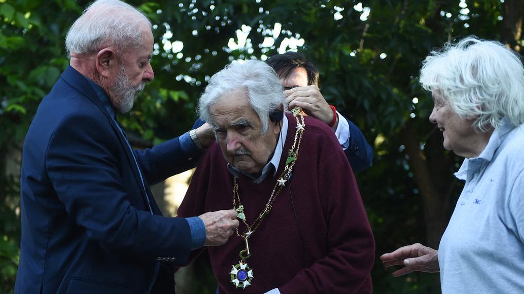Lula embarca para o Uruguai nesta quinta para ir a velório de Pepe Mujica