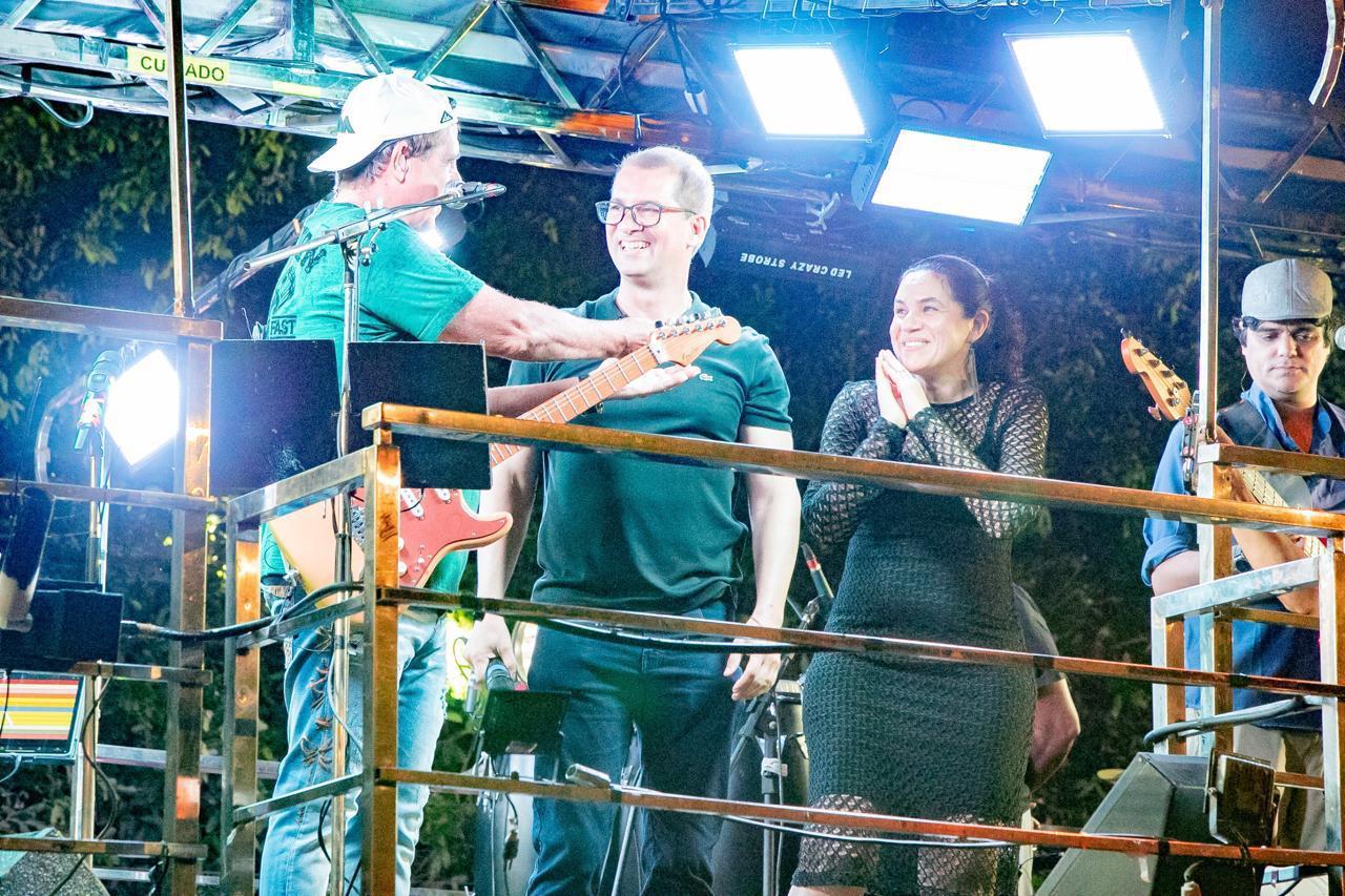 Micareta de Teixeira de Freitas 2025: Milhares de Pessoas Celebram 40 Anos de História e Alegria