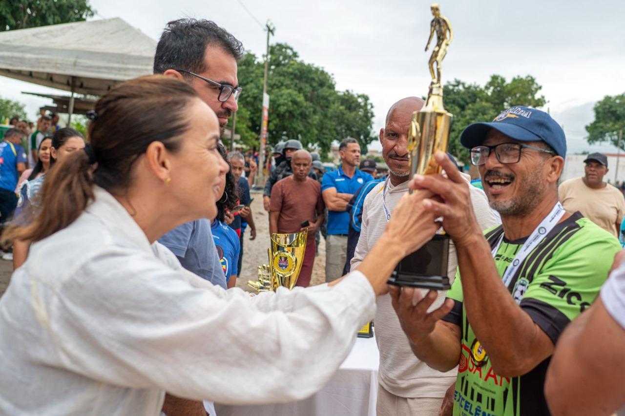 Prefeitura de Teixeira de Freitas celebrou o 1º de Maio com esporte, geração de renda e cidadania; confira