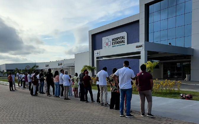 Projeto Fé realiza ação de oração em frente ao Hospital Costa das Baleias