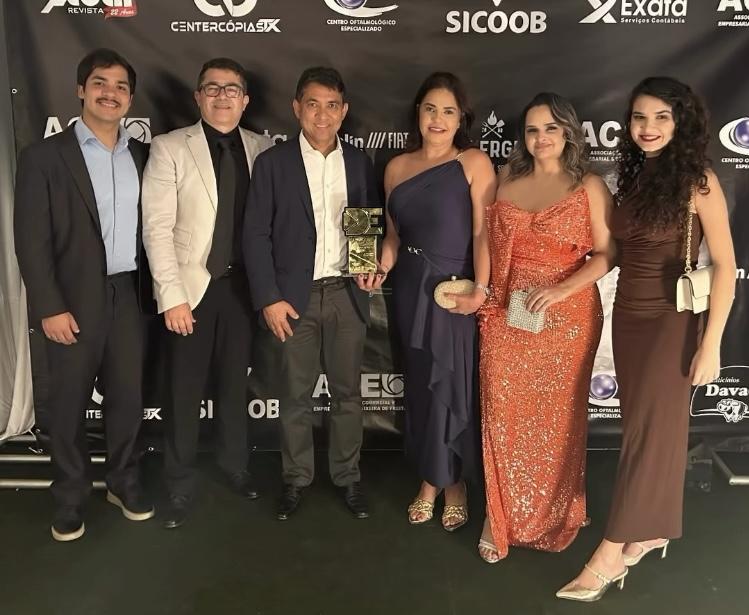 Sérgio Guimarães é homenageado com o título de Empresário do Ano em Teixeira de Freitas
