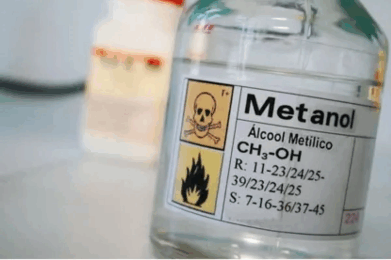 Metanol: o que é, como vai parar em bebidas alcoólicas e por que pode ser fatal