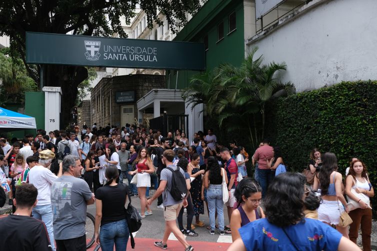 Após fazer o Enem, candidatos manifestam confiança e expectativa 
