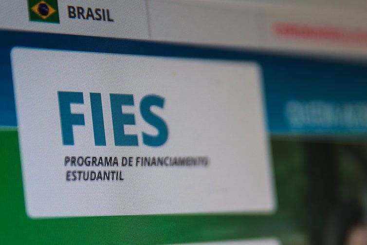 Fies 2025: Inep convoca lista de espera de vagas remanescentes 