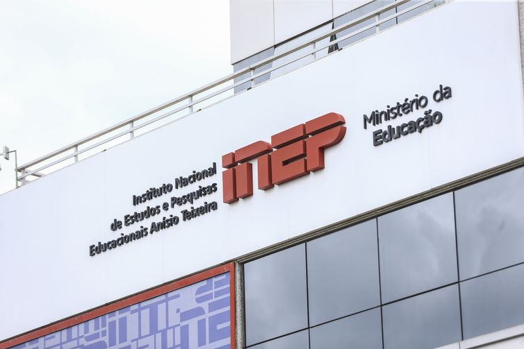 Inep prorroga inscrições de elaboradores de questões de provas médicas